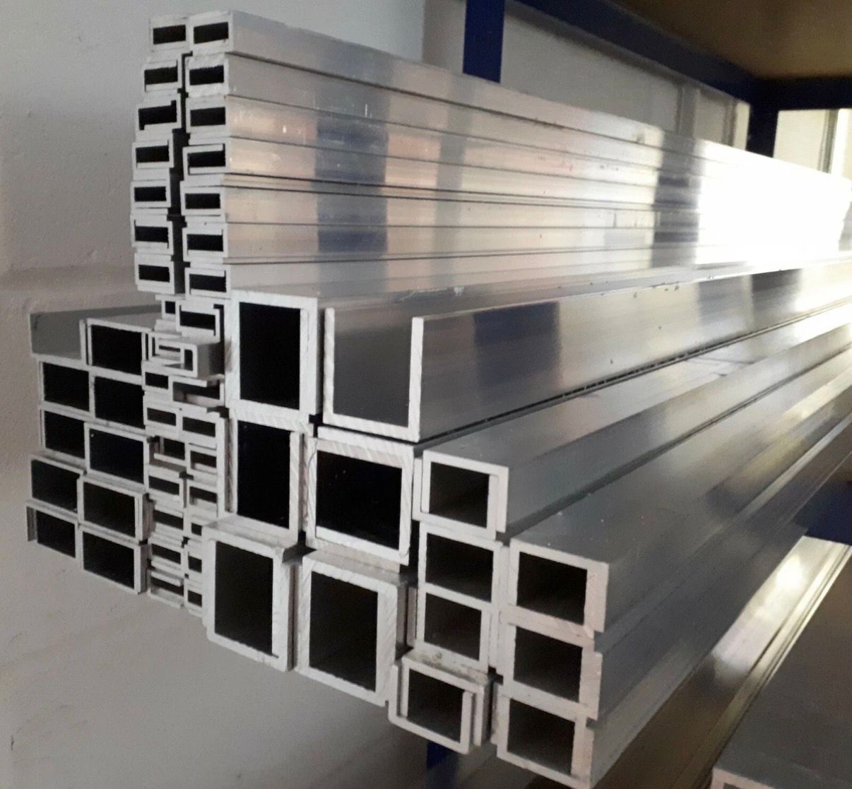 Aluminiumprofile und Aluschrott Ankauf bei HB-Metalle