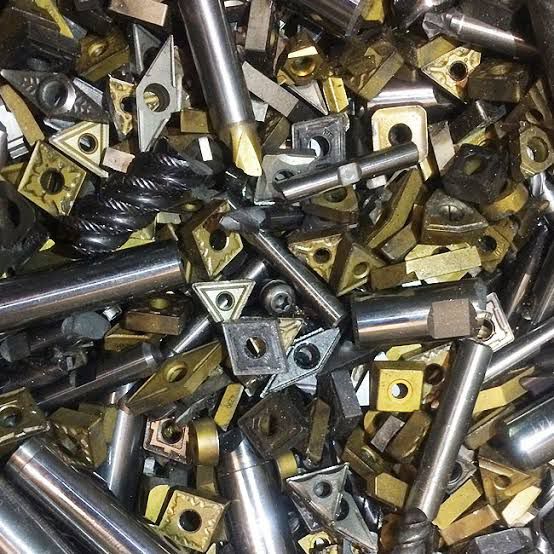 Hartmetall Ankauf – Wendeplatten, Bohrer und Fräser aus Wolframcarbid